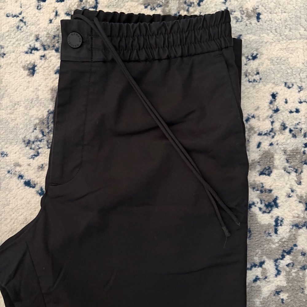 Banana Republic Men’s Black Athletic Tapered Fit Pants Size 33×30